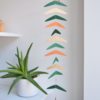 Guirlande en papier "Boomerang" - Edition Vert & Camel – Image 2